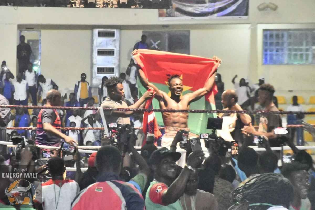 FIGHT FOR PEACE : NAPONGO triomphe grâce à son endurance, propulsée par Doppel Energy Malt