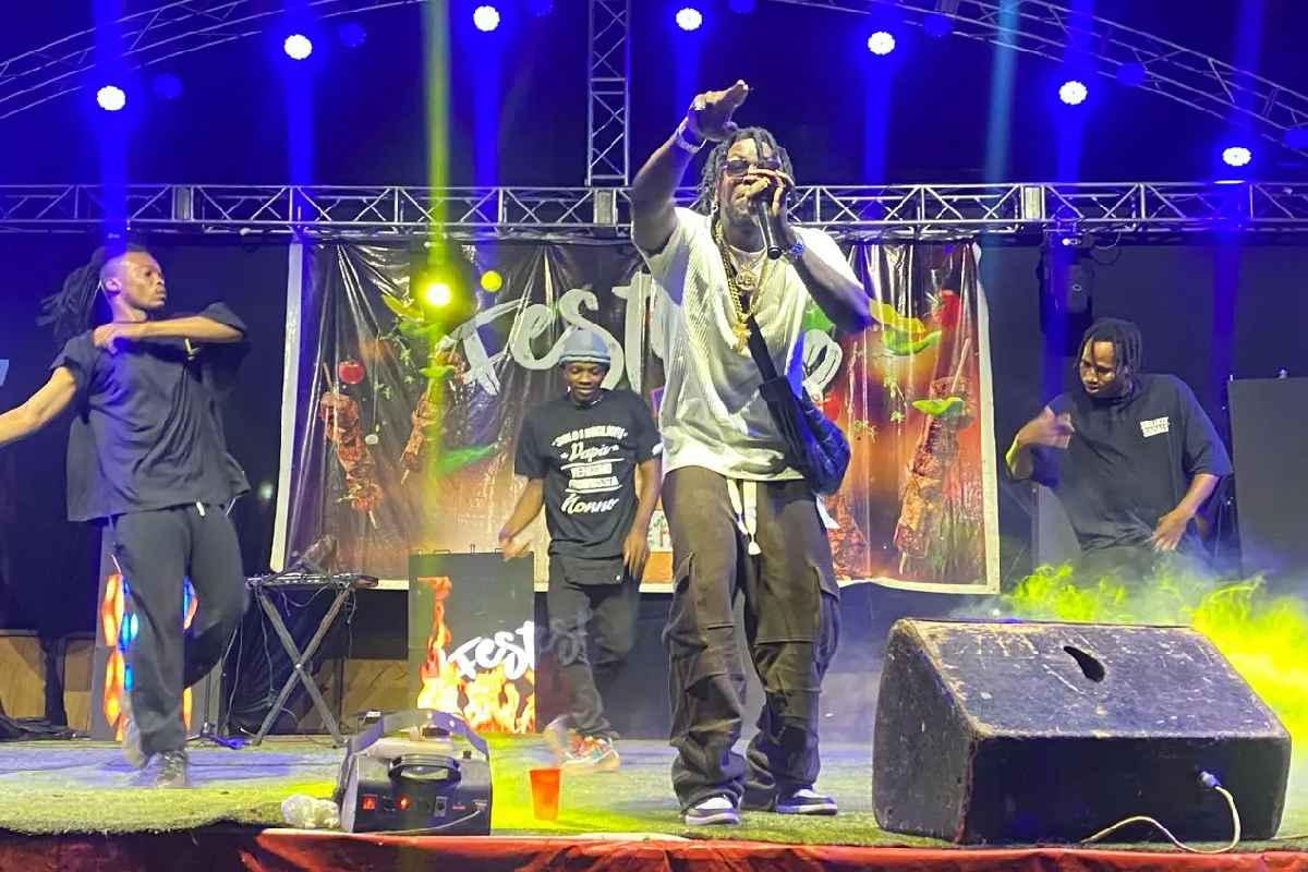 Booster Mangue Orange, partenaire de la 10 e édition du festival des brochettes (FESTIBRO)