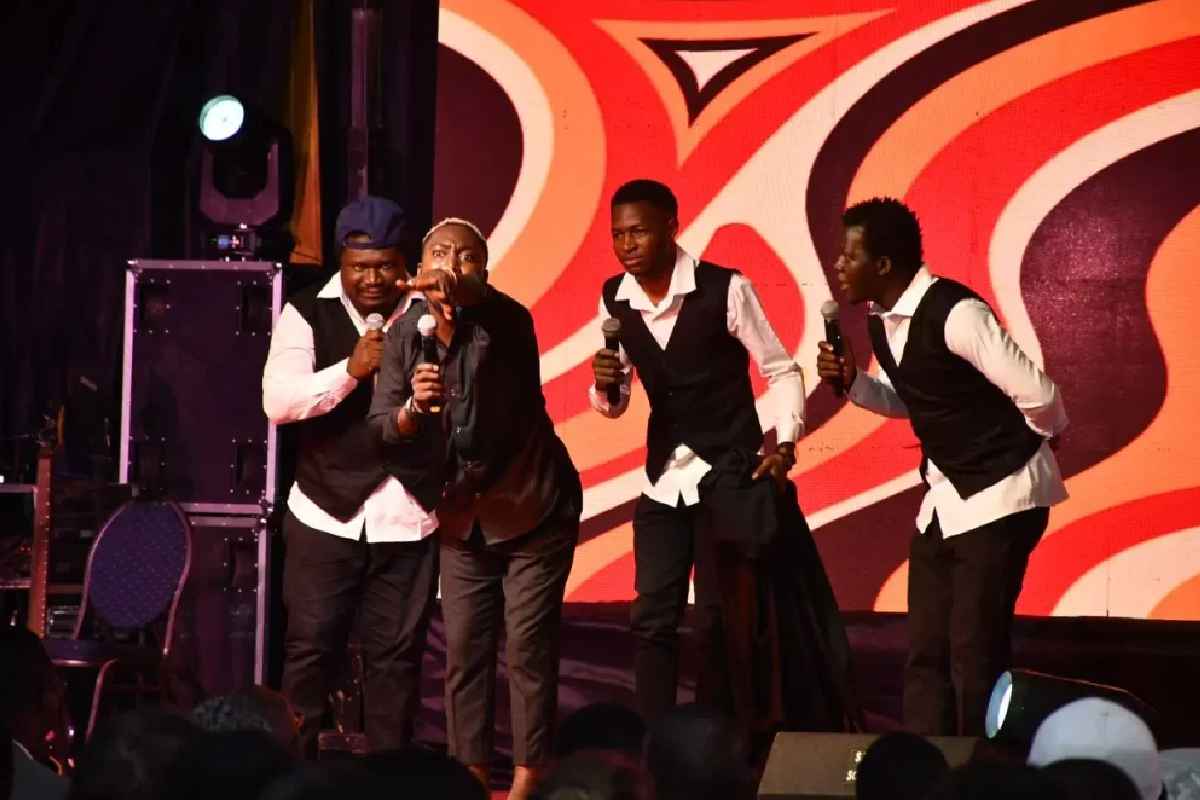 Castel Beer soutient le one-man-show de l’humoriste Moussa Petit Sergent